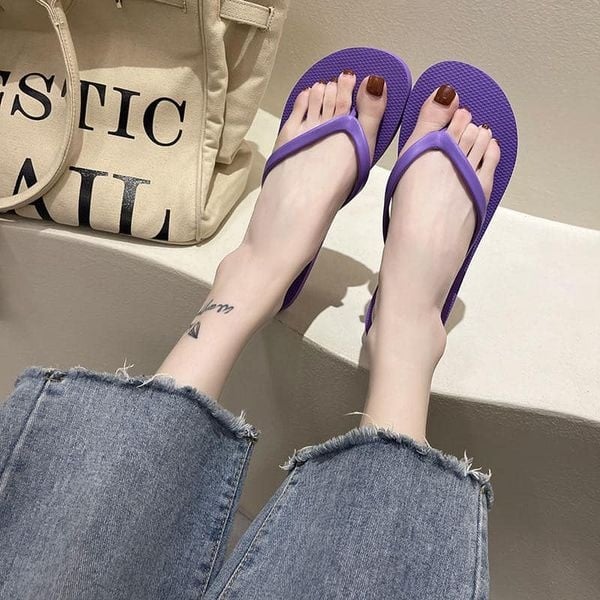 SJL018 ~ 新款人字拖 New Style Flip-Flops